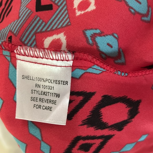 ❤️🔥5/20$ CHARLOTTE RUSSE💫Women’s Red Printed Flowy Crop Tank Blouse - Picture 10 of 10